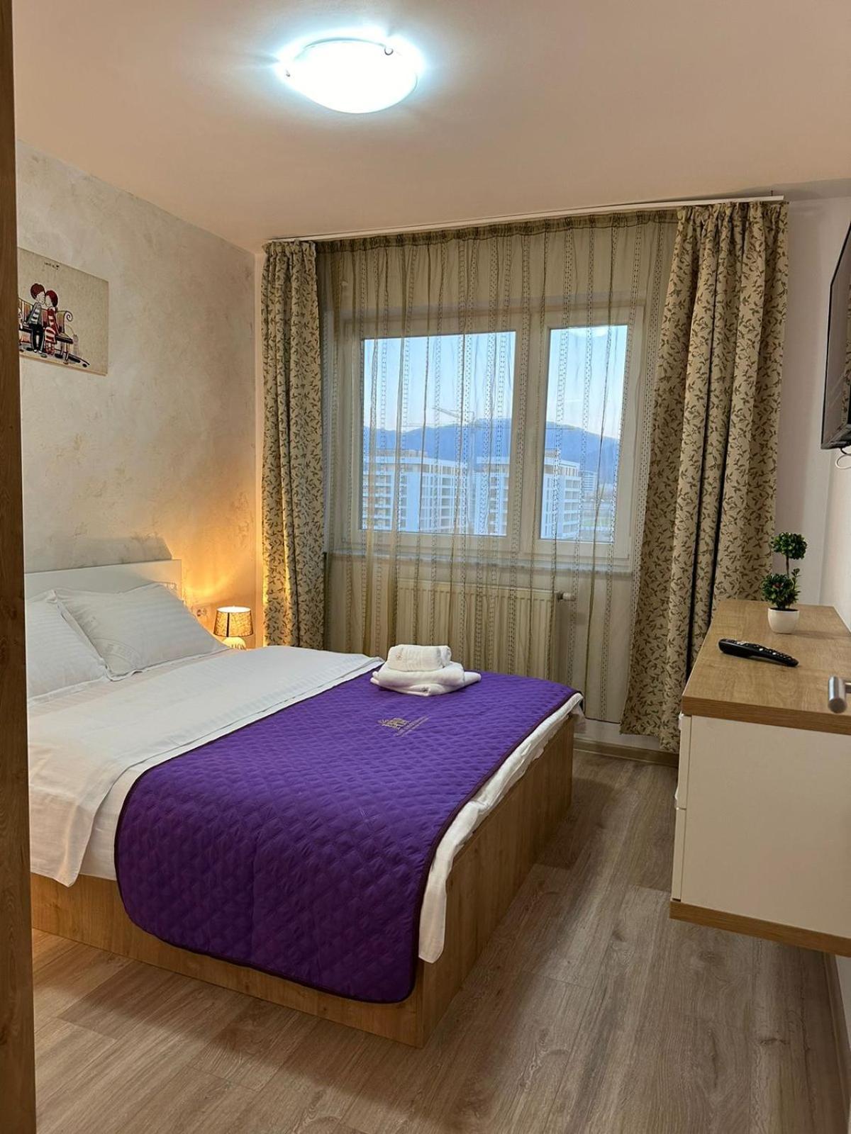 Glam Near Coresi Mall * Braşov