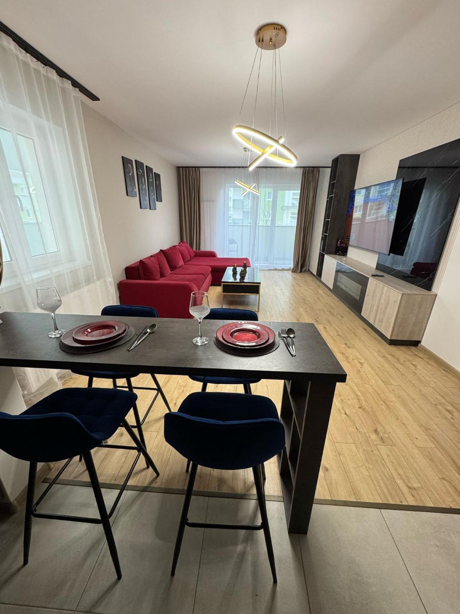 Glam Near Coresi Mall Appartamento Braşov