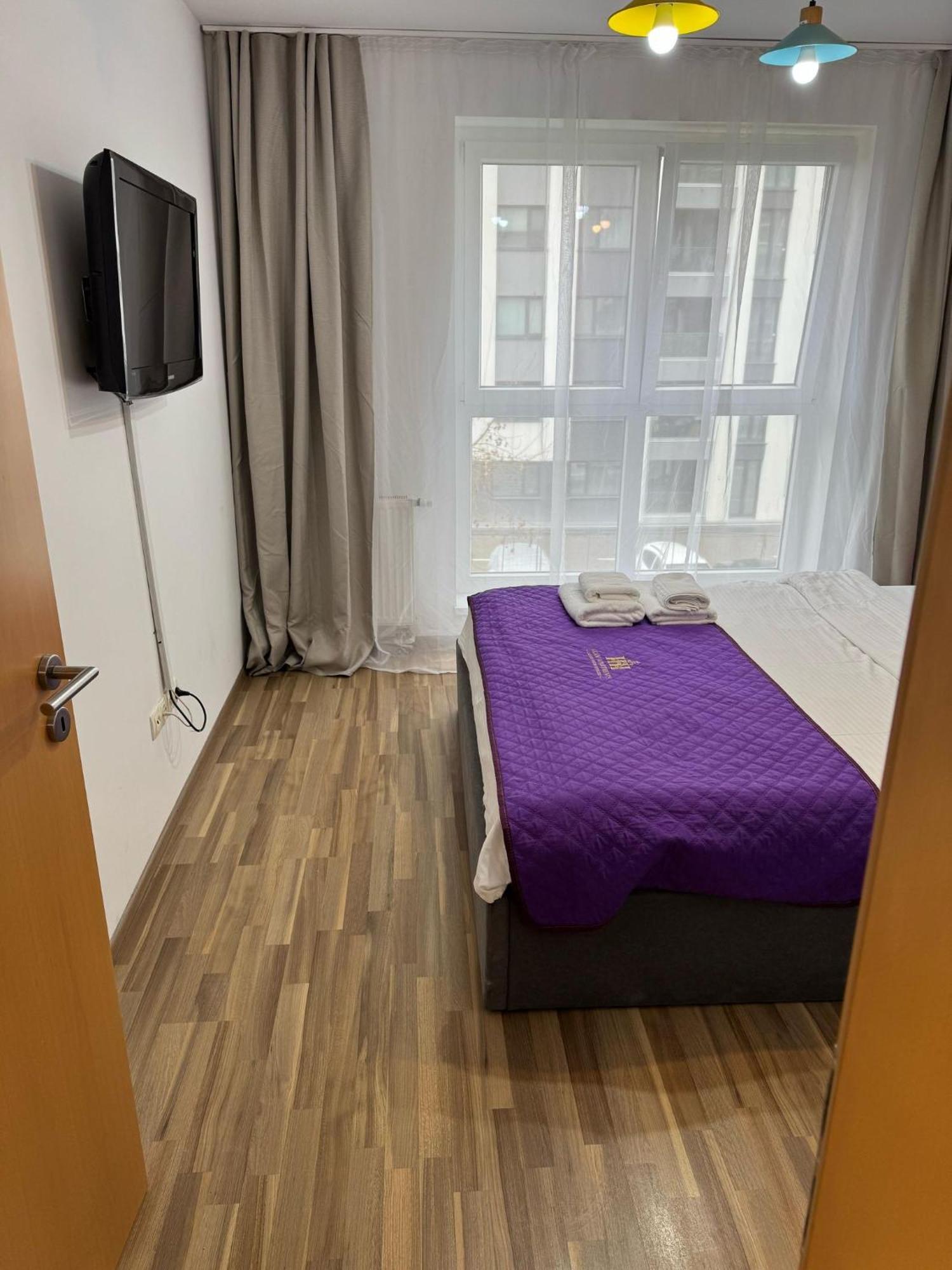 Glam Near Coresi Mall Braşov